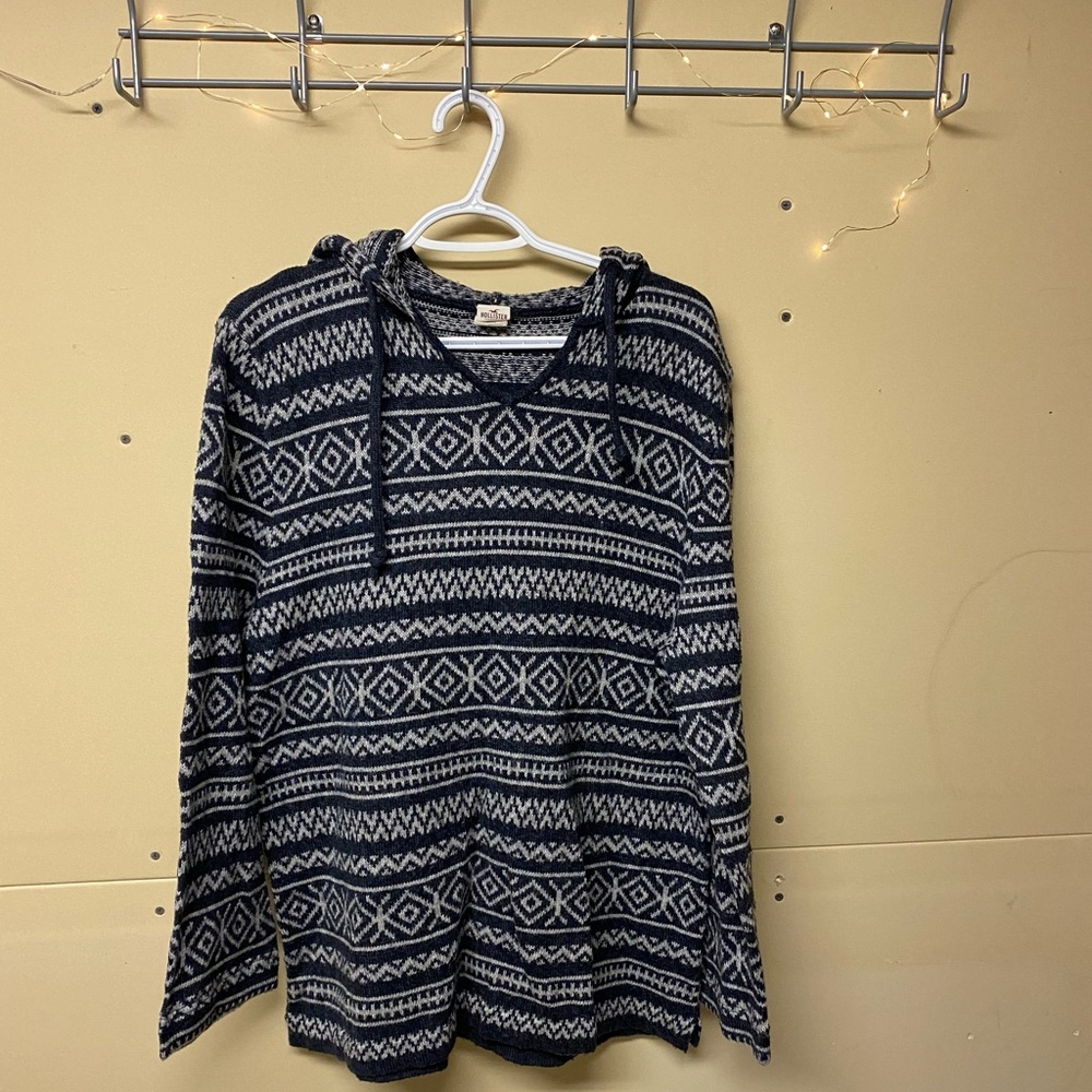2/$30⚡️- SWEATER | Men’s Hollister sweater size large